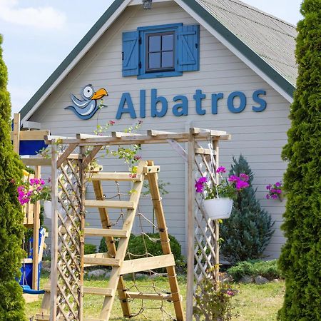Domki Letniskowe Albatros Rewal Luaran gambar