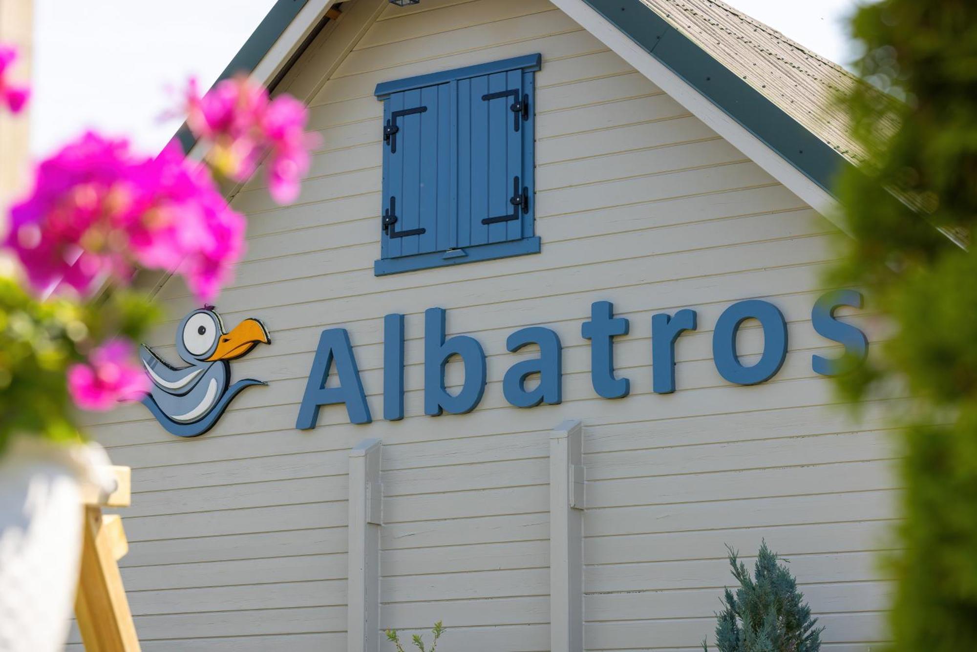 Domki Letniskowe Albatros Rewal Luaran gambar