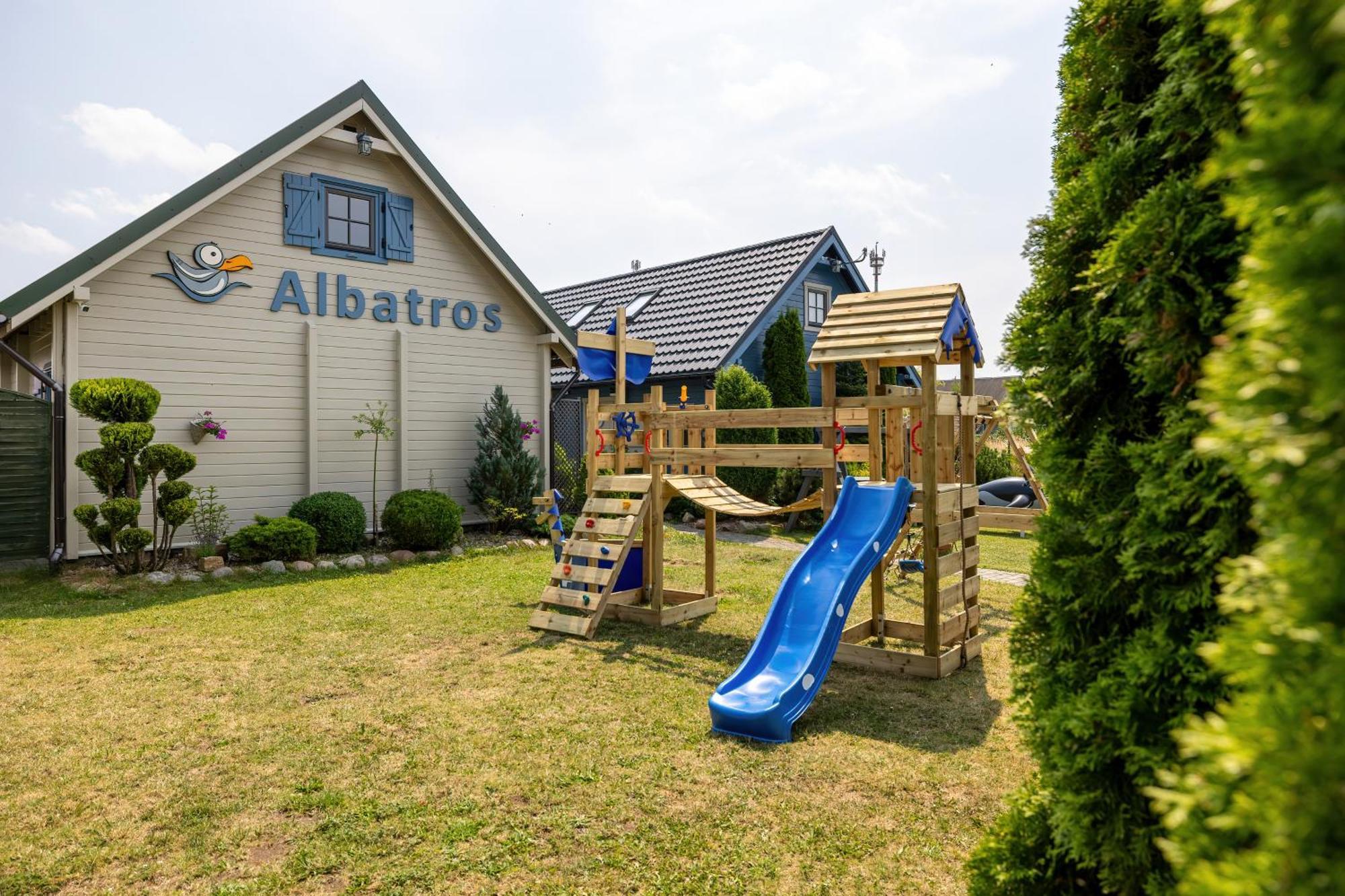 Domki Letniskowe Albatros Rewal Luaran gambar